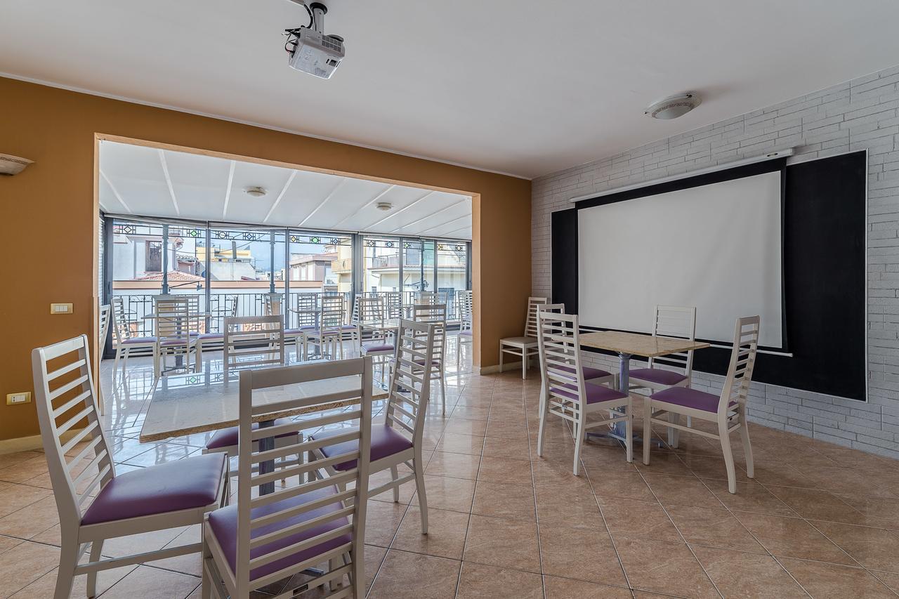 Hotel Centrale Багерия Екстериор снимка