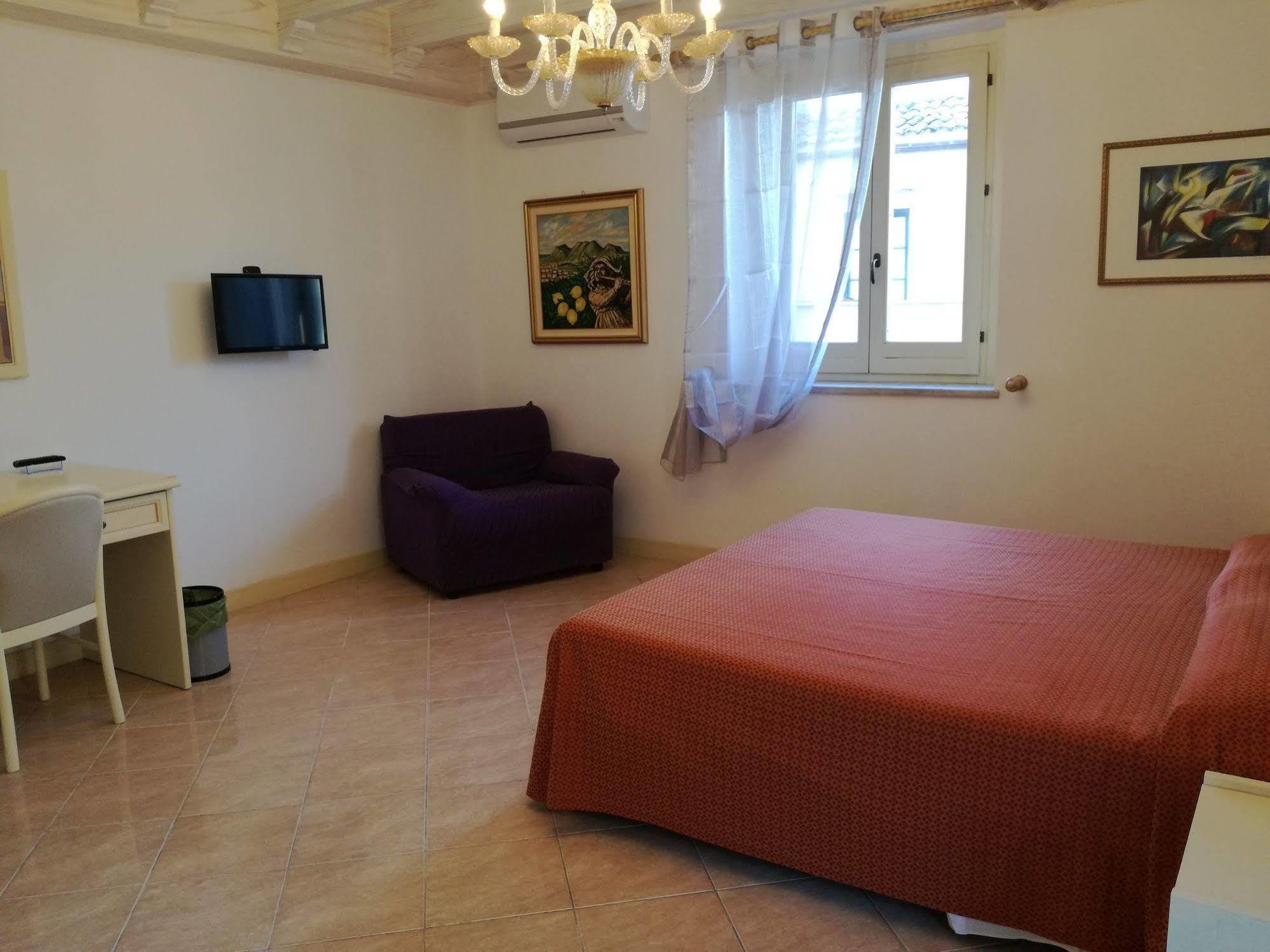 Hotel Centrale Багерия Екстериор снимка
